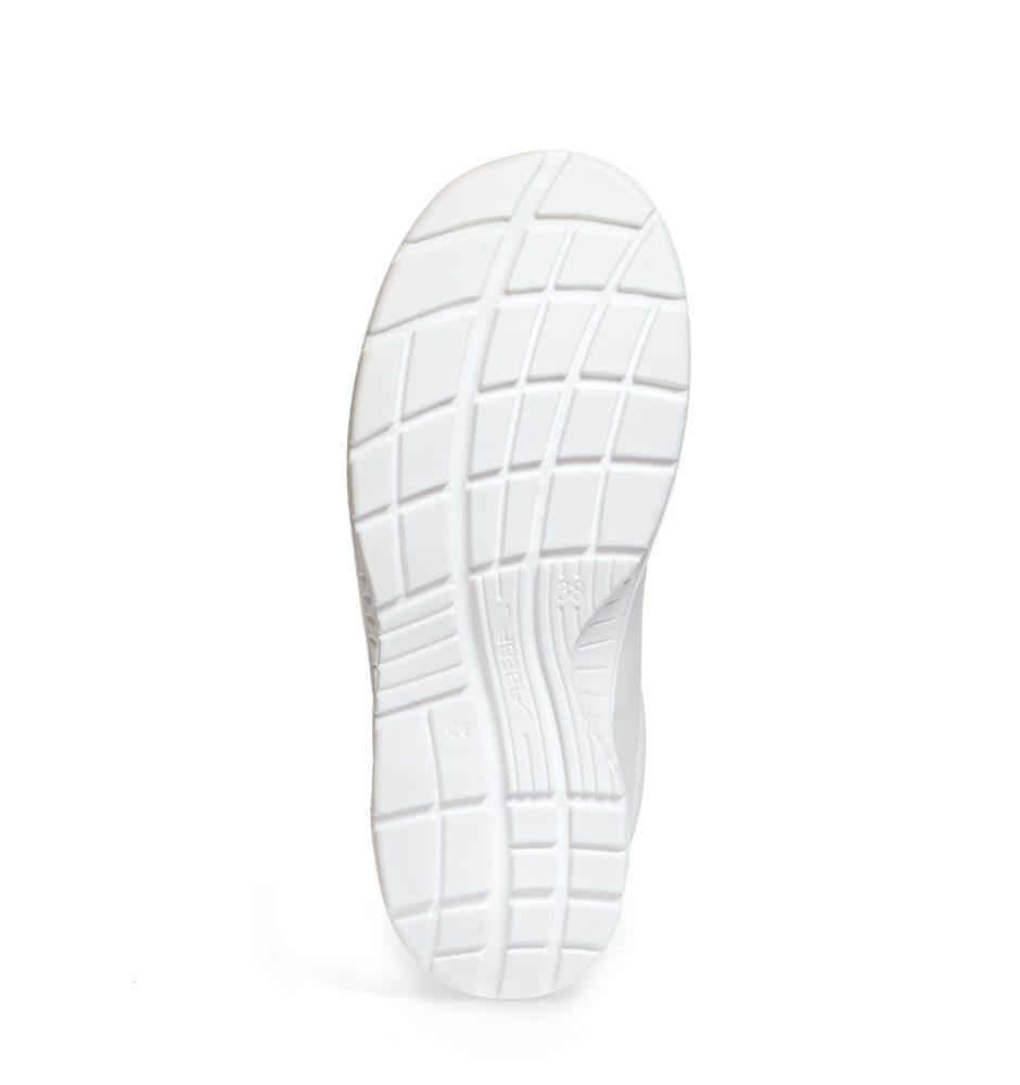 711032 – Image 4